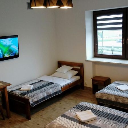 Hotel Leo House à Gaj  Extérieur photo