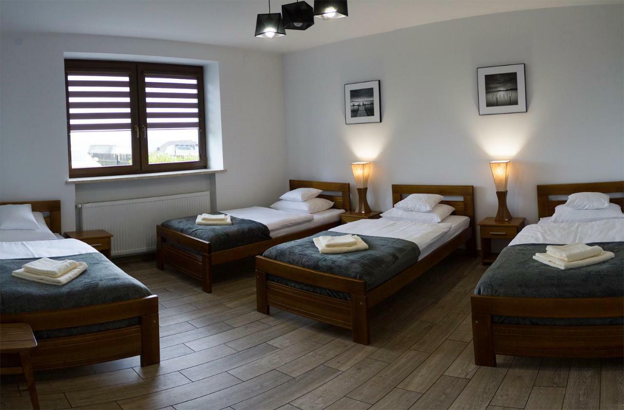 Hotel Leo House à Gaj  Extérieur photo